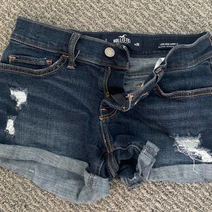 Hollister Low-Rise Short 3 Inches Jean Shorts